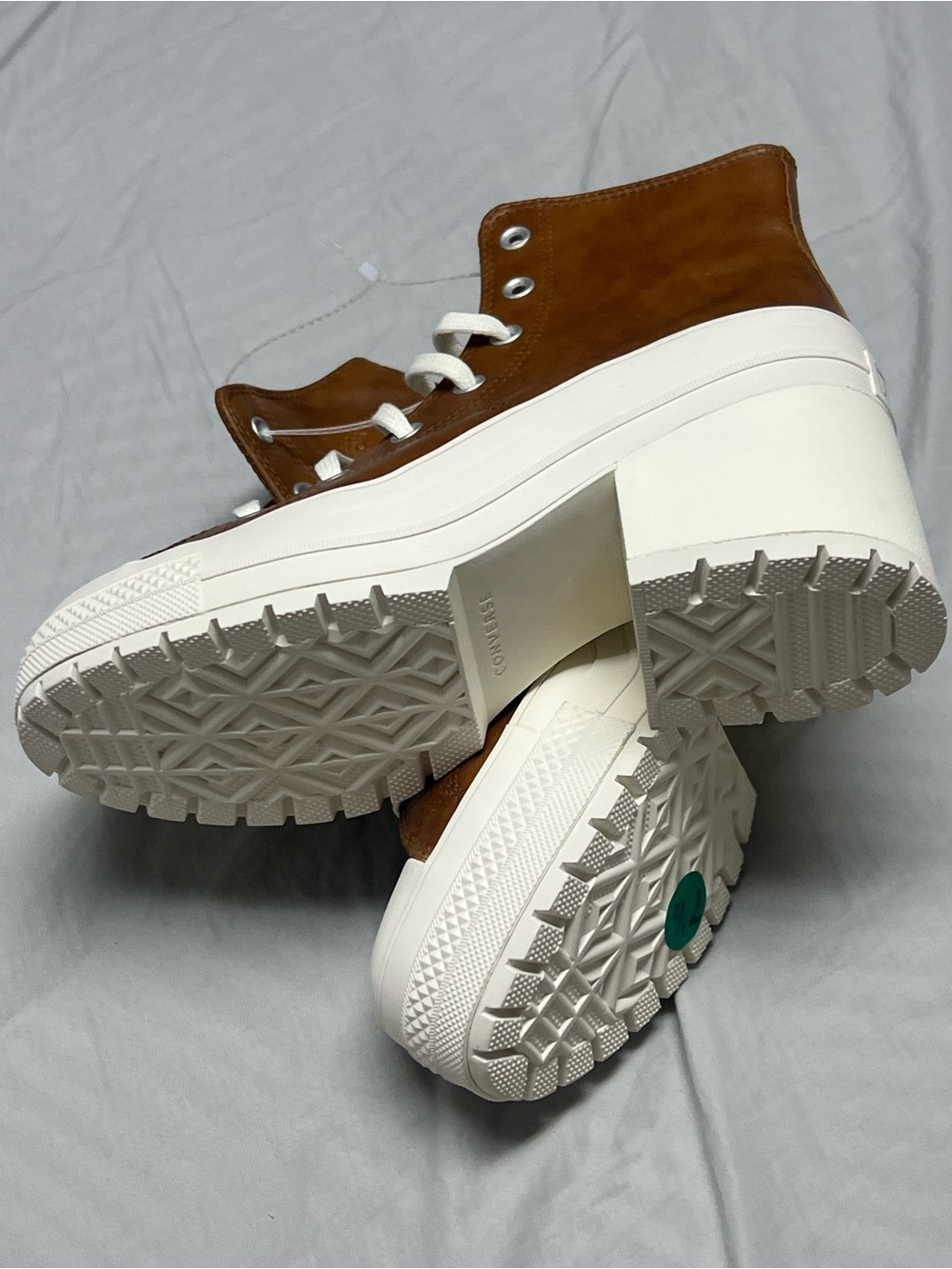 Converse

Chuck 70 De Luxe Heel - Picture 11 of 16